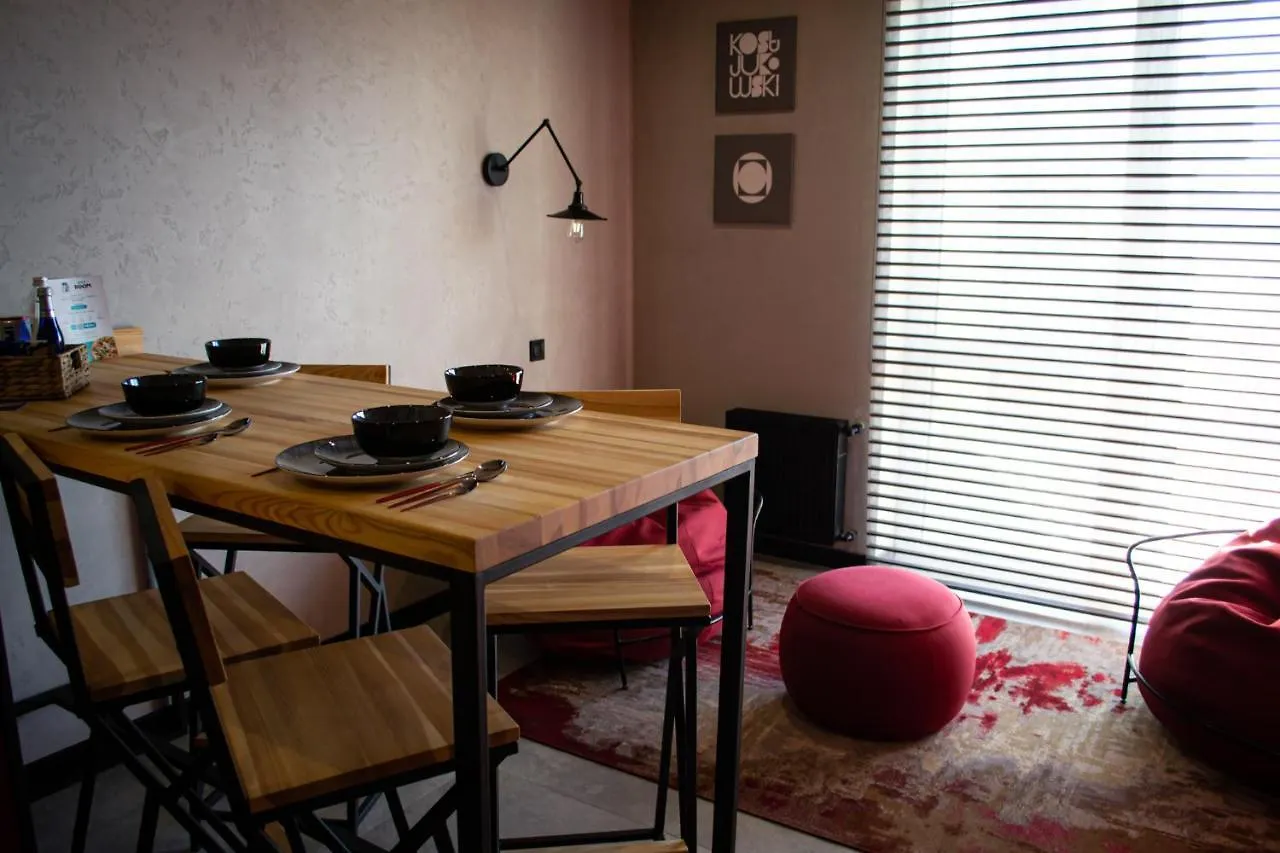 Kostjukowski Brand-New Apart-Hotel Львов 0*,  Украина