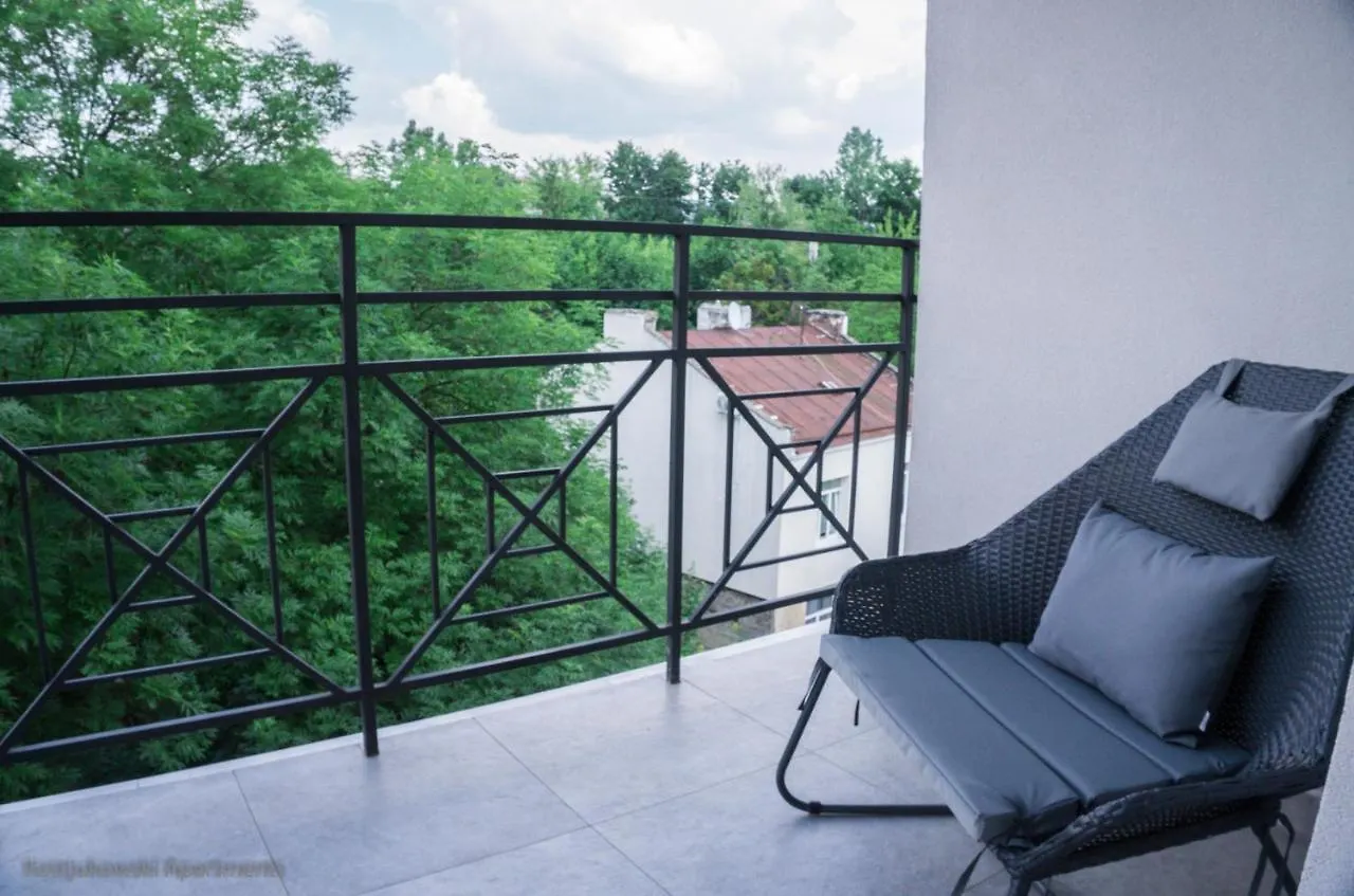 Kostjukowski Brand-New Apart-Hotel Львов 0*,